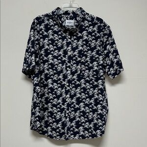 NWOT Goodfellow & Co SLIM Men's Short Sleeve Navy Shirt with Ocean Waves XXL